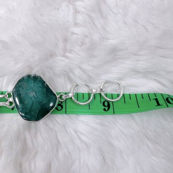 Solar Add On Item Green Adjustable Bracelet - Picture 3 of 4